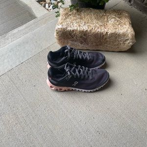 OC On Cloud womens running shoes